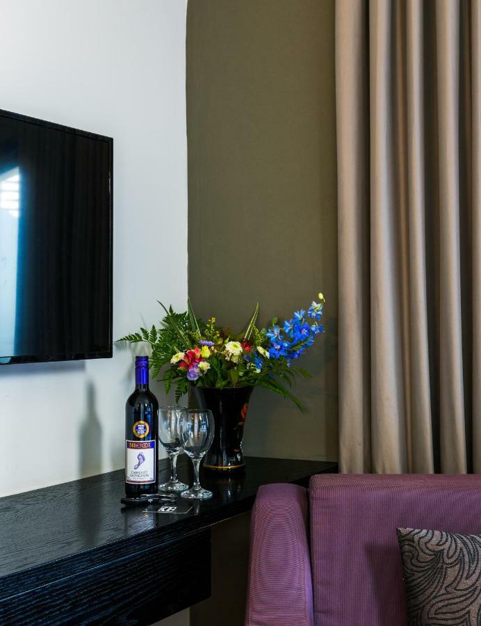 Kalvin Boutique Hotel By Levinsky Market Tel-Aviv Ngoại thất bức ảnh